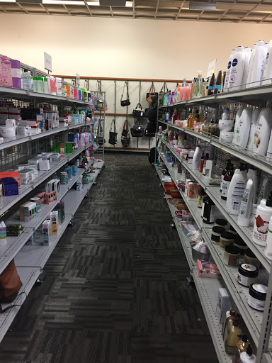 Clothing Store «Burlington Coat Factory», reviews and photos, 22331 Eureka Rd, Taylor, MI 48180, USA