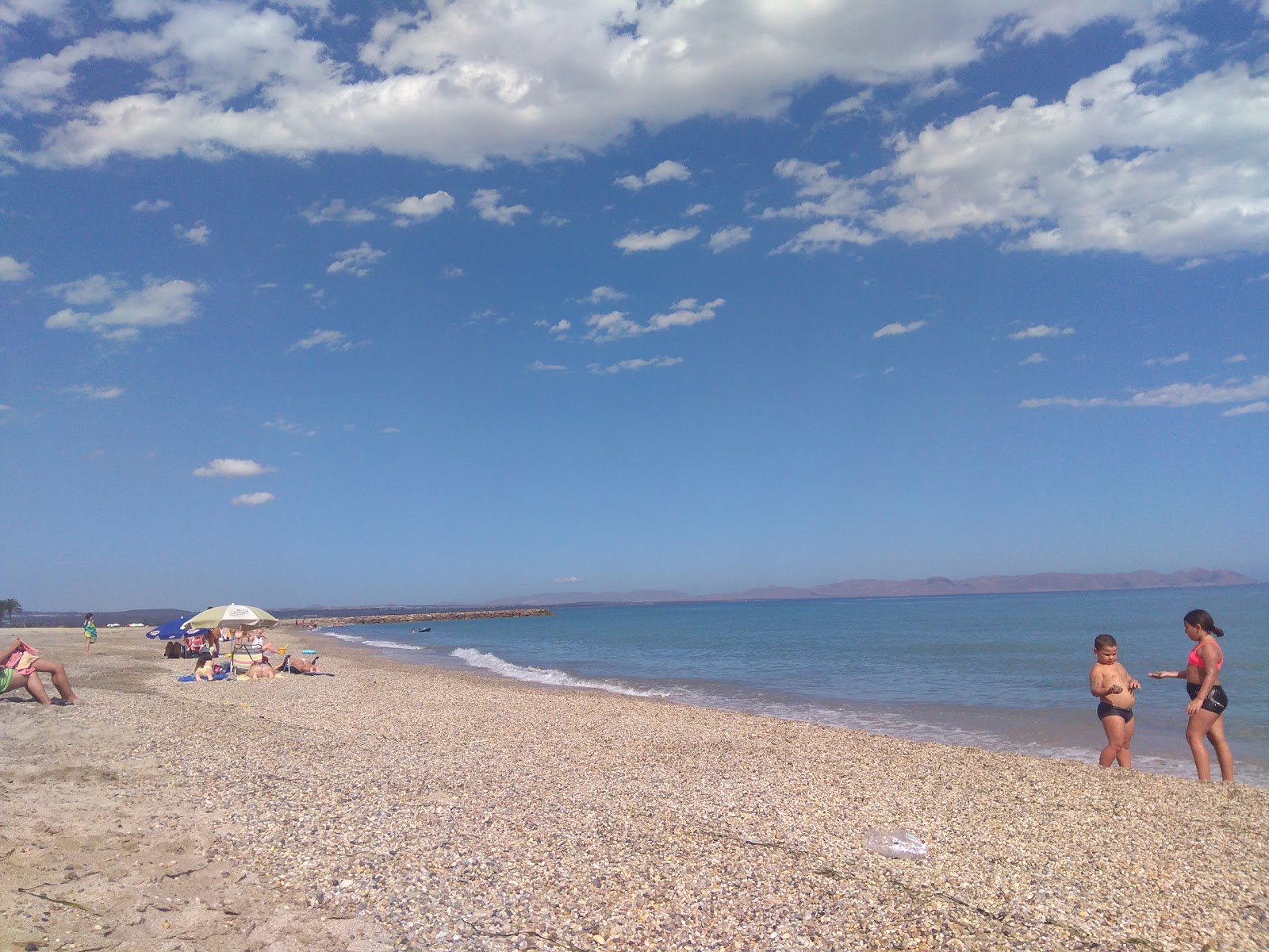 Φωτογραφία του Playa Costa Cabana με μακρύς κόλπος