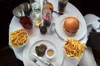 Hamburger du Restaurant français Chez Francis à Paris - n°2