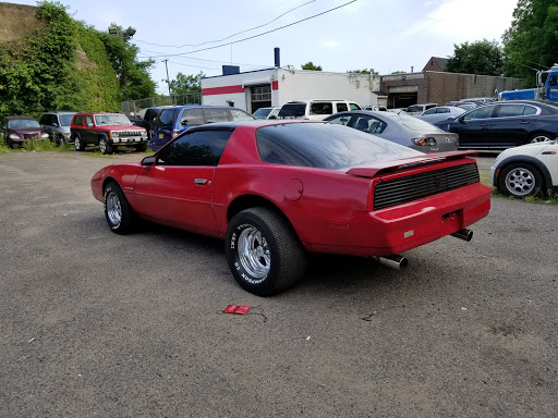 Auto Focus, 692 Broadway, Newark, NJ 07104, USA, 