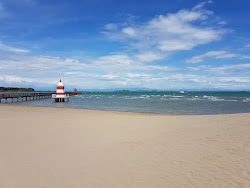 Foto von Spiaggia del Fratino mit schmutzig Sauberkeitsgrad