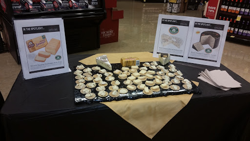 Grocery Store «Safeway», reviews and photos, 1688 Anderson Rd, McLean, VA 22102, USA