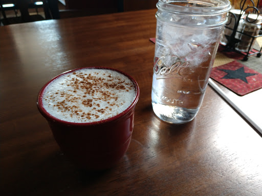 Restaurant «The Pineapple Tea Room & Coffee Shoppe», reviews and photos, 604 Colwyn St, Cumberland Gap, TN 37724, USA