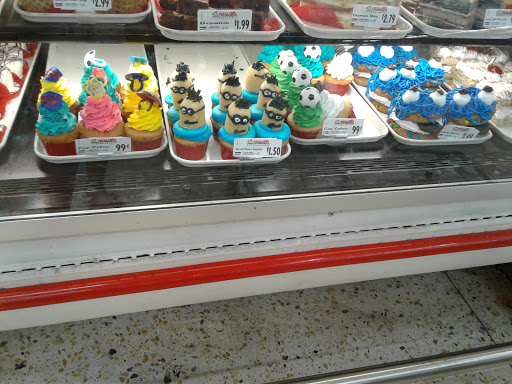 Supermarket «Vallarta Supermarkets», reviews and photos, 13820 Foothill Blvd, Sylmar, CA 91342, USA