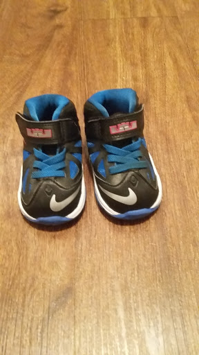 Thrift Store «Goodwill Brandon Superstore», reviews and photos, 1106 E Brandon Blvd, Brandon, FL 33511, USA