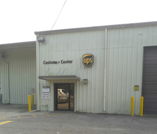Shipping and Mailing Service «UPS Customer Center», reviews and photos, 3735 Hartsfield Rd, Tallahassee, FL 32303, USA