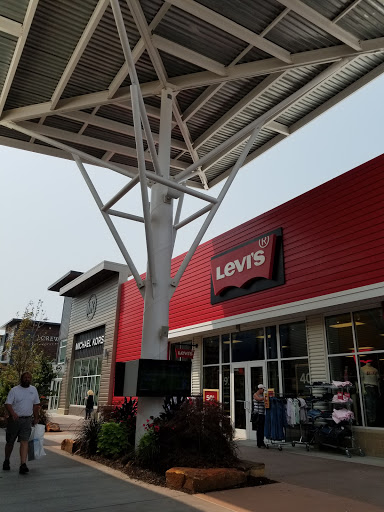 Outlet Mall «Nebraska Crossing Outlets», reviews and photos, 21209 Nebraska Crossing Dr, Gretna, NE 68028, USA