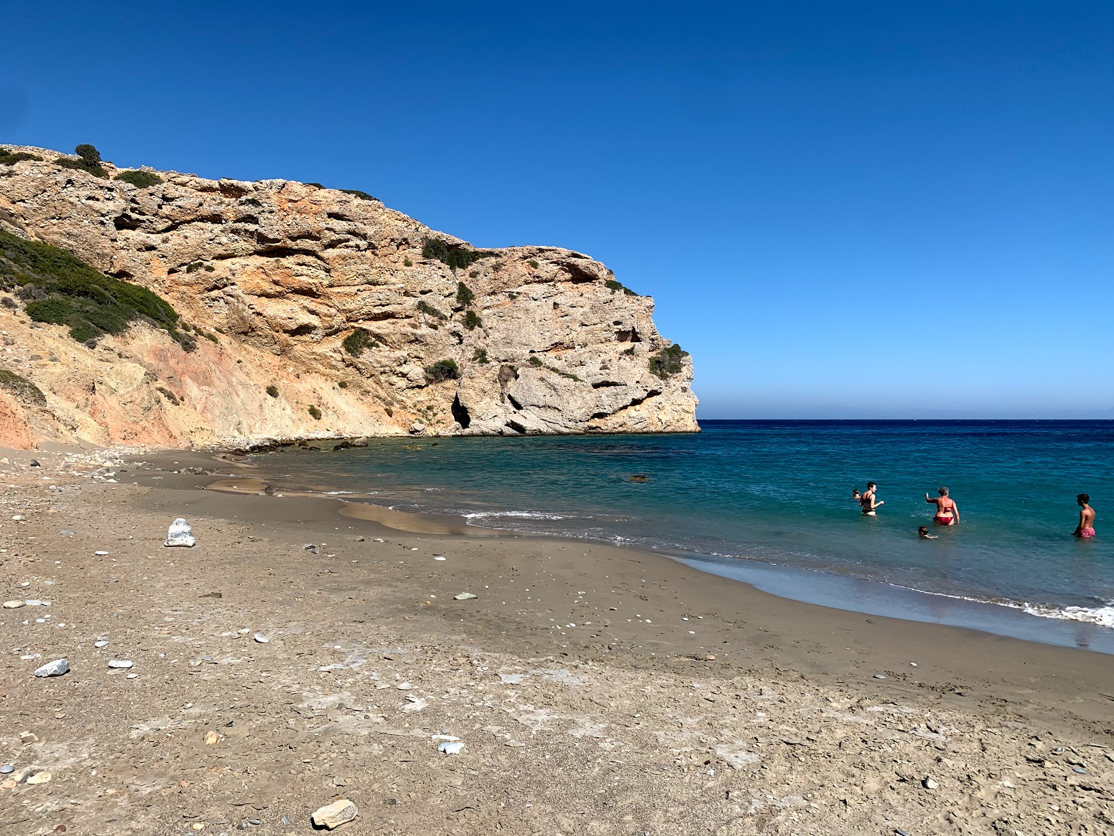 Foto von Hochlakas beach mit sehr sauber Sauberkeitsgrad