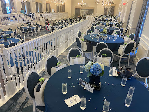 Florist «BloomTown Florist», reviews and photos, 218 W Bay Dr, Largo, FL 33770, USA