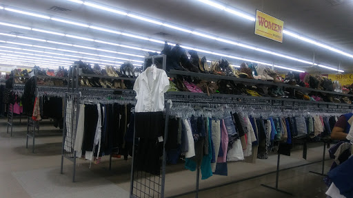 Thrift Store «Thrift Giant Irving», reviews and photos, 1145 E Irving Blvd, Irving, TX 75060, USA