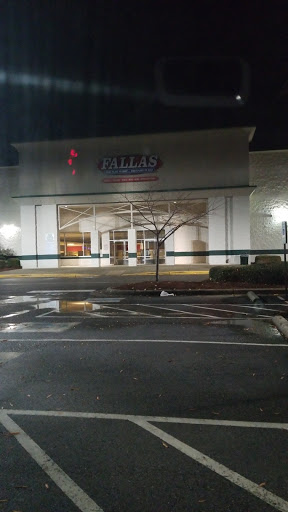 Fallas Discount Stores, 6 Towne Centre Way, Hampton, VA 23666, USA, 