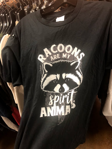 Thrift Store «La Tienda Thrift Store», reviews and photos, 510 N El Camino Real, San Clemente, CA 92672, USA