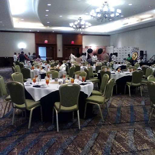 Hotel «Newport News Marriott at City Center», reviews and photos, 740 Town Center Dr, Newport News, VA 23606, USA