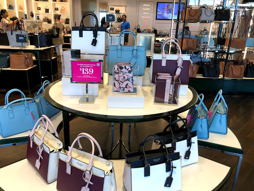 Outlet Mall «Tanger Outlet Lancaster», reviews and photos, 311 Stanley K. Tanger Blvd, Lancaster, PA 17602, USA