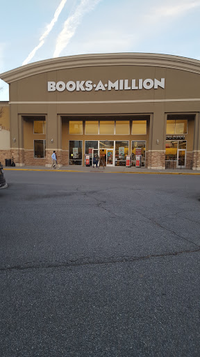 Books-A-Million, 3312 Princess Anne Rd #821, Virginia Beach, VA 23456, USA, 