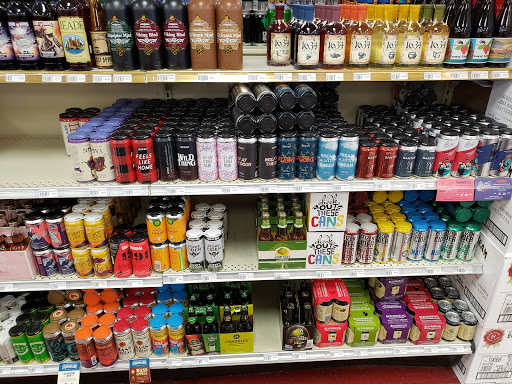Liquor Store «Curtis Liquors - Weymouth», reviews and photos, 486 Columbian St, Weymouth, MA 02190, USA