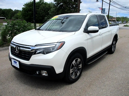 Used Car Dealer «Select Used Cars», reviews and photos, 117 Main St, Medway, MA 02053, USA