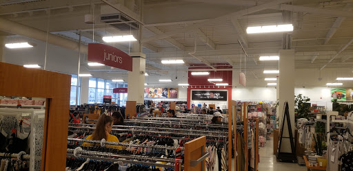 Department Store «T.J. Maxx», reviews and photos, 20 Chapel View Blvd, Cranston, RI 02920, USA