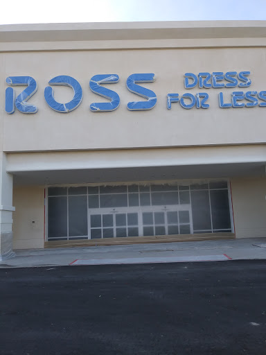 Clothing Store «Ross Dress for Less», reviews and photos, 628 Palomar St, Chula Vista, CA 91911, USA