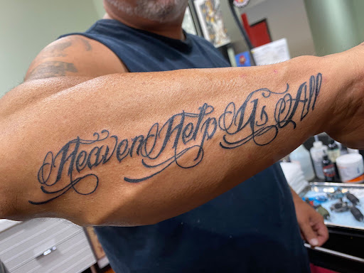 Body Piercing Shop «Atomic Tattoos», reviews and photos, 459 Brandon Town Center Dr, Brandon, FL 33511, USA