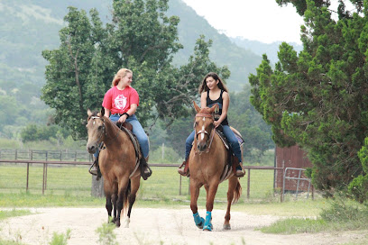 Hill Country Equestrian Lodge Girls Riding Camp