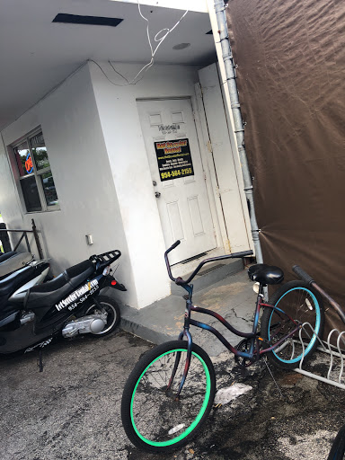 Scooter Rental Service «Hot Scooter Rental & Bicycles», reviews and photos, 2910 E Sunrise Blvd, Fort Lauderdale, FL 33304, USA