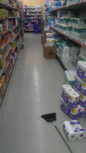 Dollar Store «FAMILY DOLLAR», reviews and photos, 757 Auburn Ave, Pontiac, MI 48342, USA