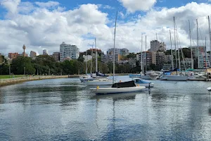 Rushcutters Bay Park Harbour Steps image