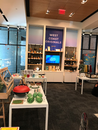 Gift Shop «SFMOMA Museum Store», reviews and photos, 151 3rd St, San Francisco, CA 94103, USA