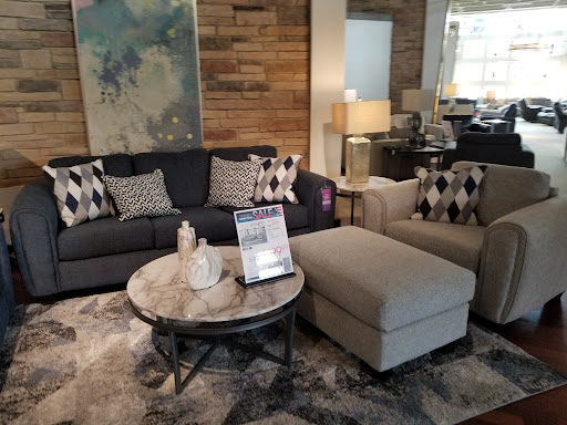 Furniture Store «Rooms To Go & Rooms To Go Kids Furniture Store - Montgomery», reviews and photos, 6810 Eastchase Pkwy Suite A, Montgomery, AL 36117, USA