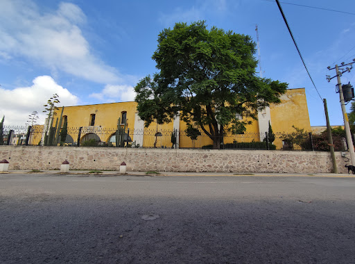 Biblioteca Publica Lic. Efrain Gonzalez Luna