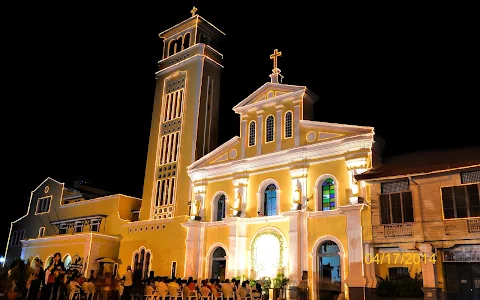 Manaoag Church facade in Pangasinan image