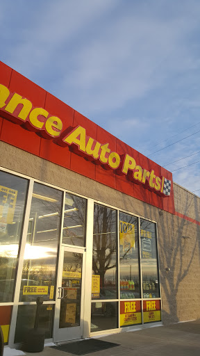 Auto Parts Store «Advance Auto Parts», reviews and photos, 1740 Washington Rd, Washington, IL 61571, USA