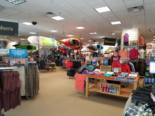 Outdoor Sports Store «Eastern Mountain Sports», reviews and photos, 1500 S Willow St, Manchester, NH 03103, USA