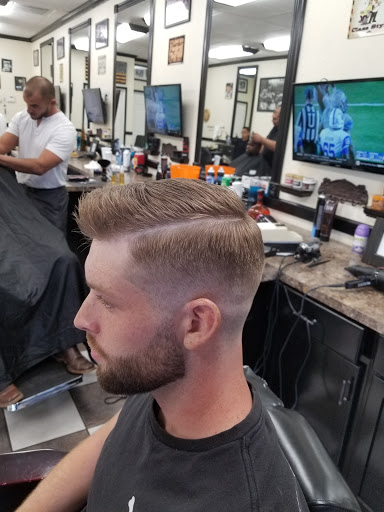 Barber Shop «VIP Barber Shop», reviews and photos, 2824 E Indian School Rd #13, Phoenix, AZ 85016, USA