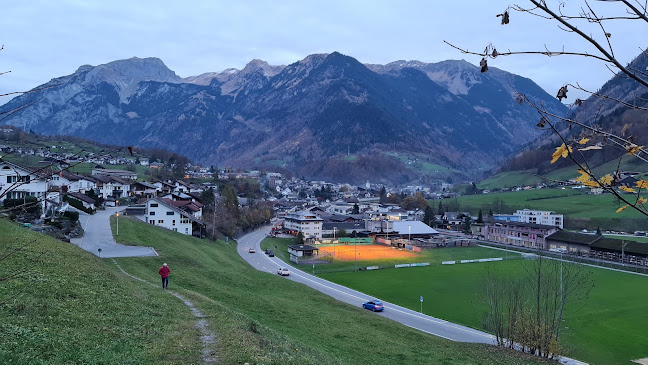 Rezensionen über Tennis Schwanden in Glarus Nord - Sportstätte