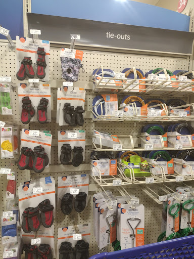 Pet Supply Store «PetSmart», reviews and photos, 865 Colusa Ave, Yuba City, CA 95991, USA