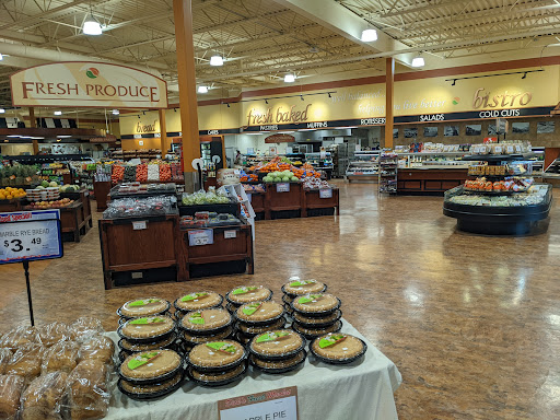 Grocery Store «Family Fresh Market», reviews and photos, 110 W 4th St, New Richmond, WI 54017, USA