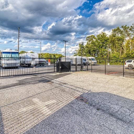 Self-Storage Facility «Chesmont Self Storage», reviews and photos, 1500 Industrial Hwy, Pottstown, PA 19464, USA