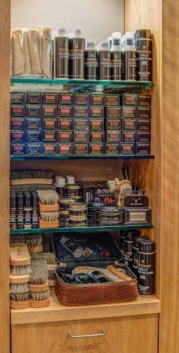 Shoe Store «Allen Edmonds», reviews and photos, 40 S 7th St #263, Minneapolis, MN 55402, USA