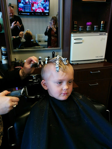 Barber Shop «Uncle Classic Barbershop Nolensville», reviews and photos, 7240 Nolensville Rd #301, Nolensville, TN 37135, USA