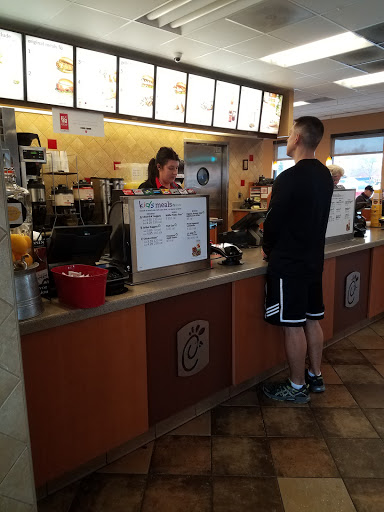 Fast Food Restaurant «Chick-fil-A», reviews and photos, 1 Arnold Mall, Arnold, MO 63010, USA