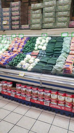 Grocery Store «Gonzales Supermarket», reviews and photos, 652 Collins St, Joliet, IL 60432, USA