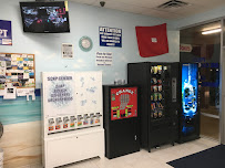 Garden Park Plaza Laundry - Photo 5 - Car repair in Palm Beach Gardens, FL, West Palm Beach