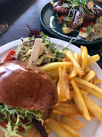 Hamburger du Le Naïo: Bar, Restaurant, Tapas,Glacier à Cassis - n°7
