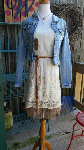 Boutique «Watt About This Boutique», reviews and photos, 3480 Otter Gap Rd, Bowling Green, KY 42101, USA