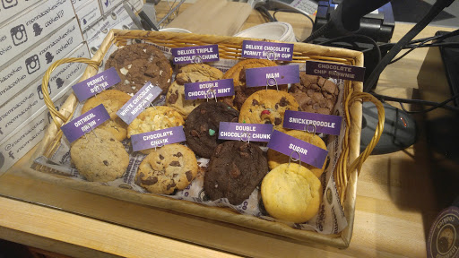 Insomnia Cookies, 10 E 33rd St, Baltimore, MD 21218, USA, 
