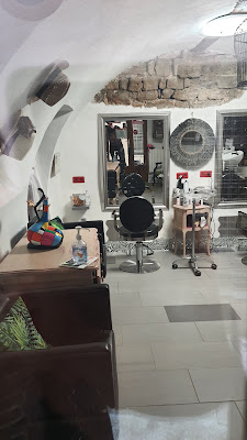 l' atelier de coiffure Sylvie Attardi à Trets