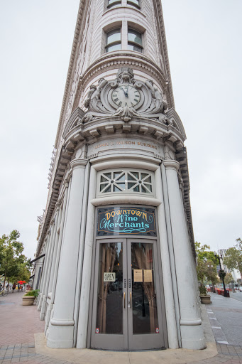 Wine Bar «Downtown Wine Merchants», reviews and photos, 102 Frank H Ogawa Plaza, Oakland, CA 94612, USA