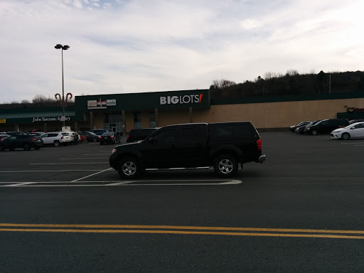 Discount Store «Big Lots», reviews and photos, 1241 Blakeslee Blvd Dr E, Lehighton, PA 18235, USA